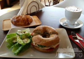 Cafe Le Flair 