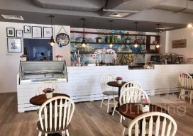 Cafe Confetti