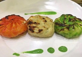 Yo!! Momos